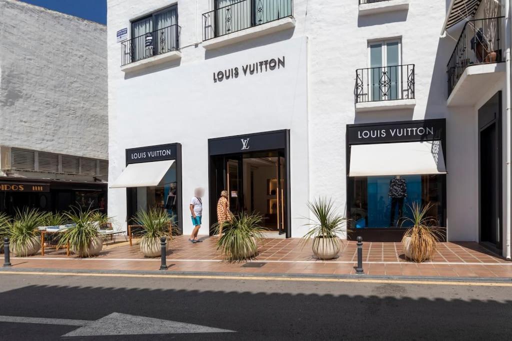 Luxurious In The Heart Of Puerto Banus Apartamento Marbella