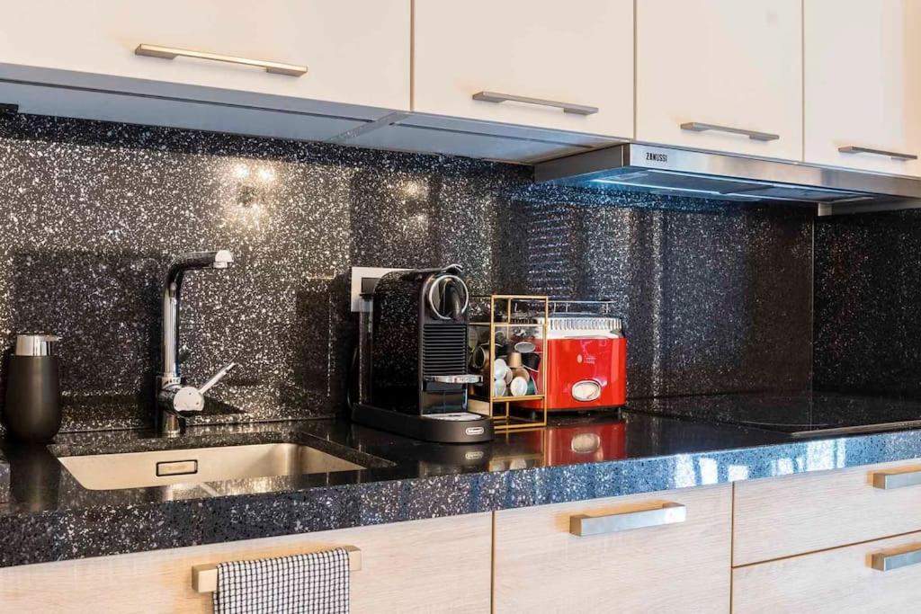 Apartamento Luxurious In The Heart Of Puerto Banus Marbella