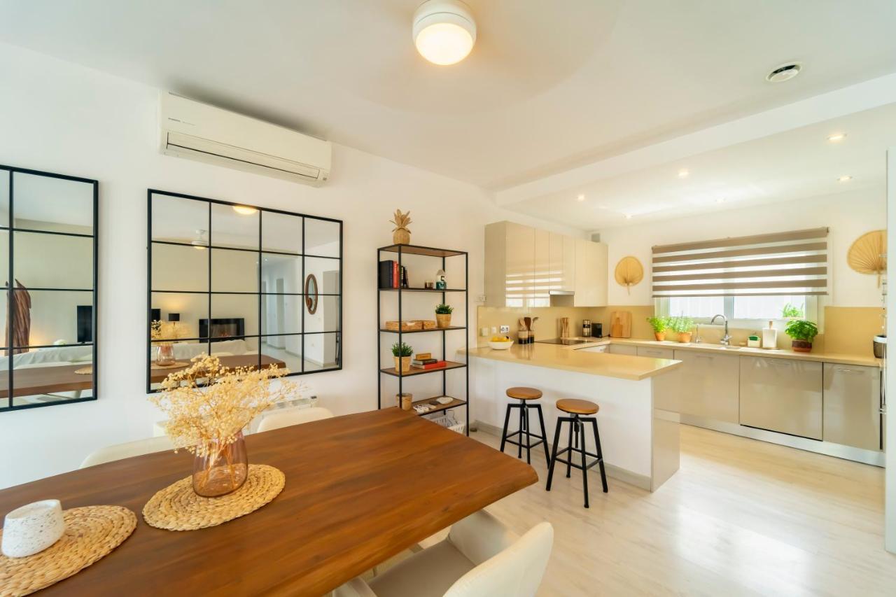 Emma By The Sea With Private Pool Villa Marbella