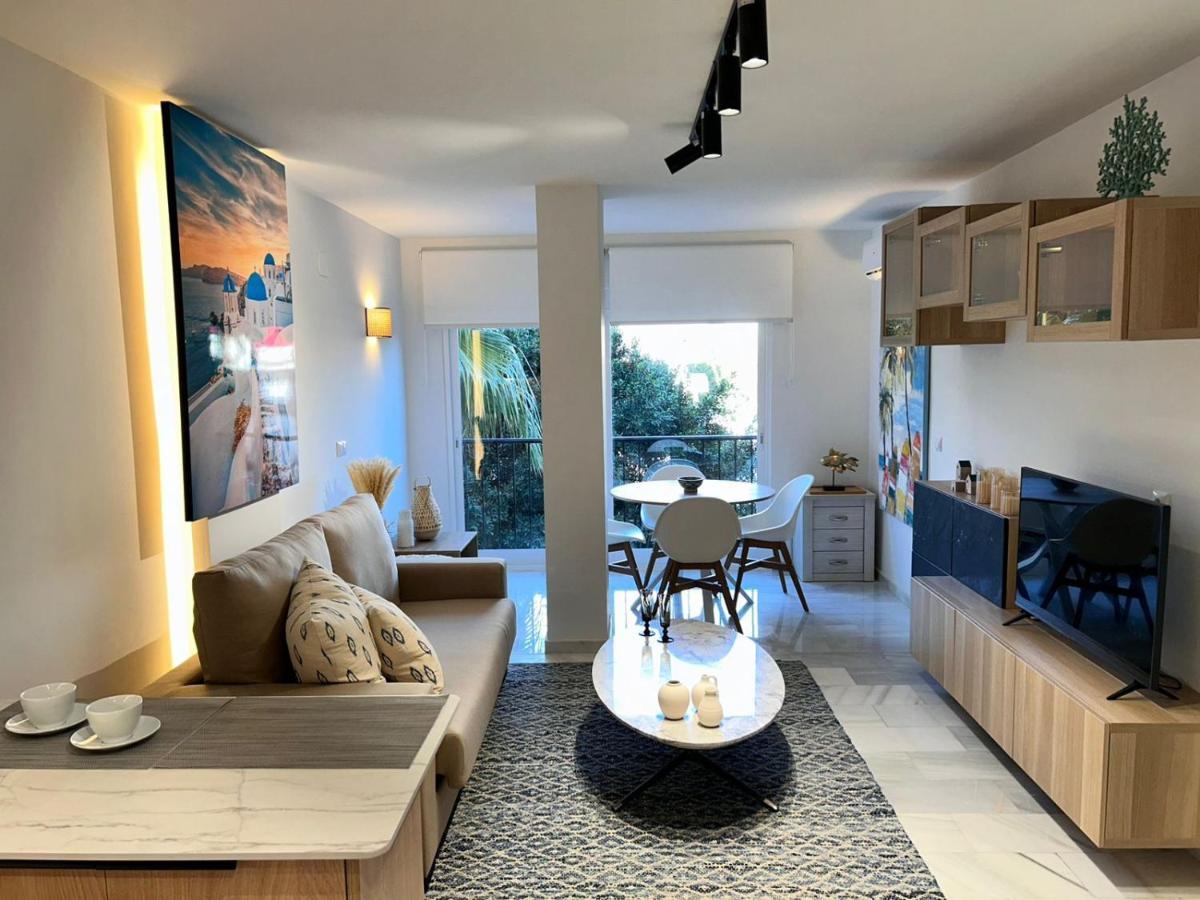 Nomad Milos Y Bali * Marbella