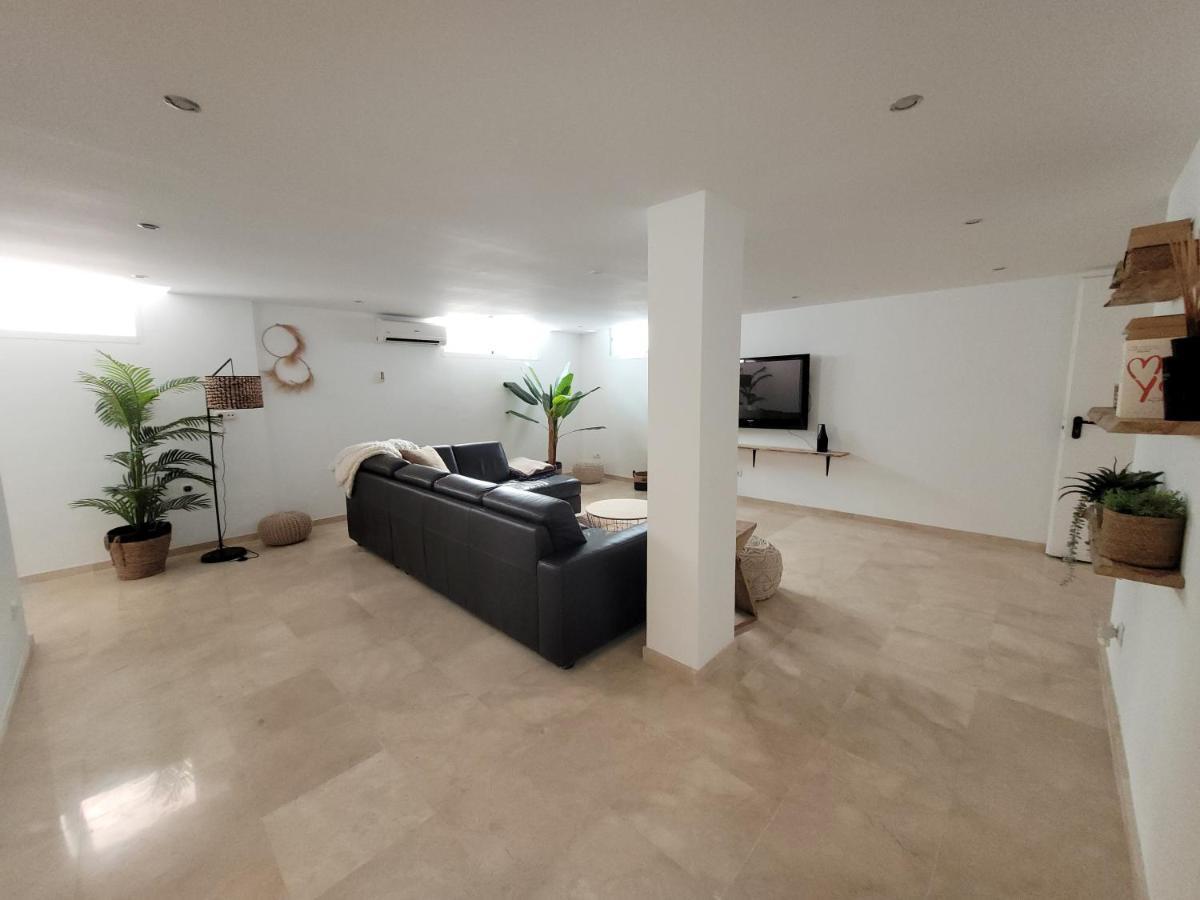 Private Luxurious Walking Distance To Puerto Banus