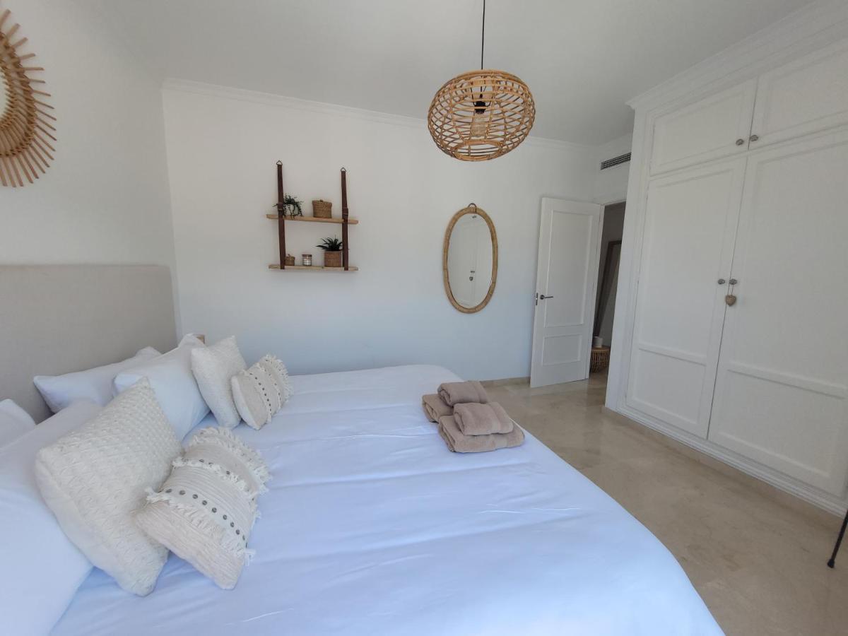 Private Luxurious Walking Distance To Puerto Banus Villa *