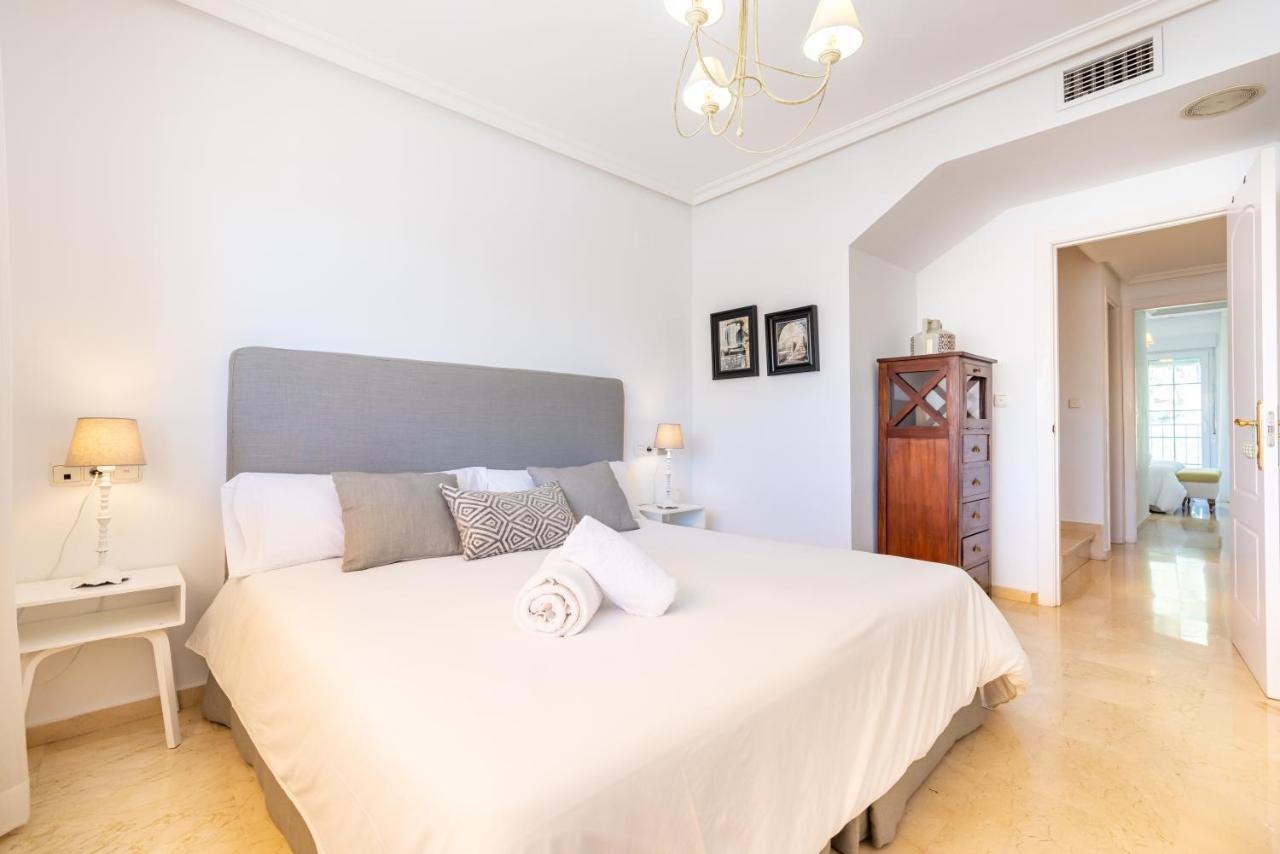 Spectacular Penthouse Puente Apartment Marbella