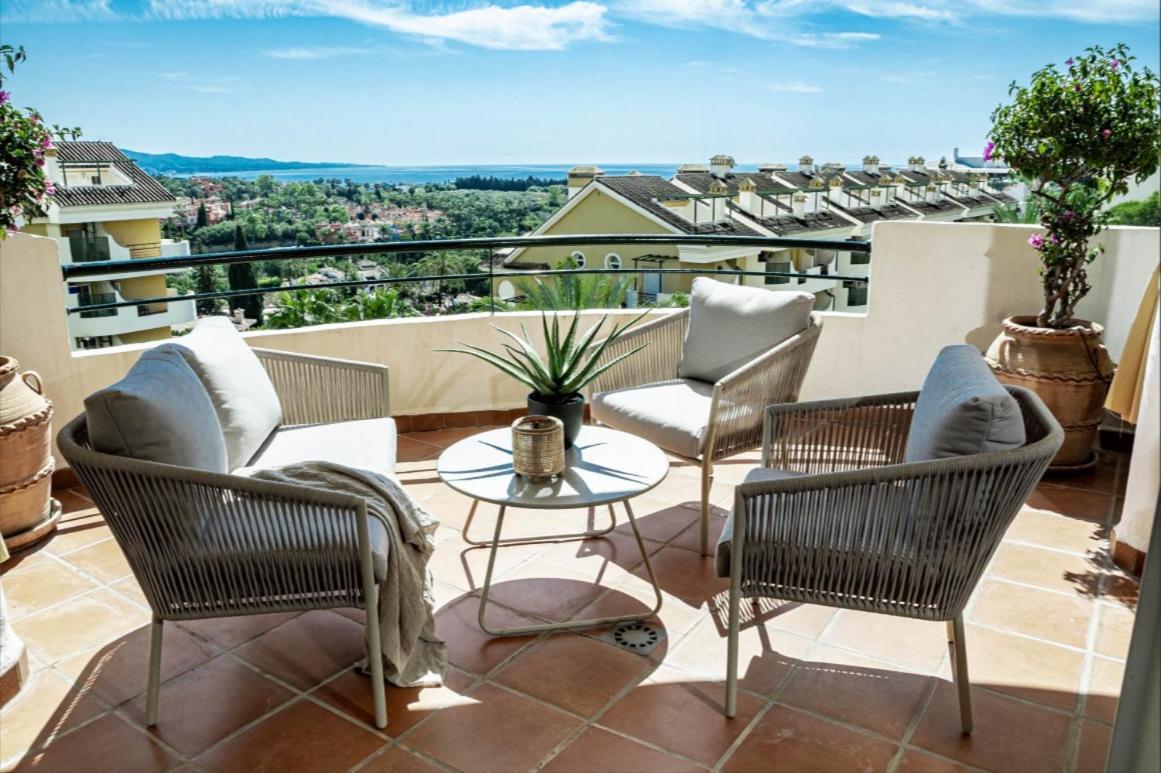 Stunning With Pool In By Costarentals - M36 Apartment