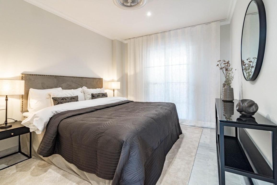 Stunning With Pool In By Costarentals - M36