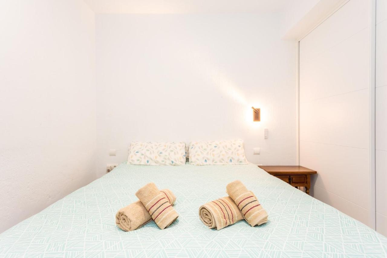 Apartment In Heart Of Town On The Coast *