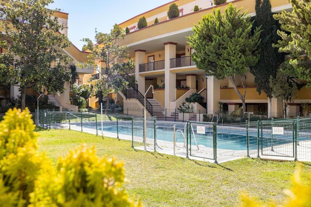 Oleholidays 304 Romana Playa Junto Al Mar Apartment *
