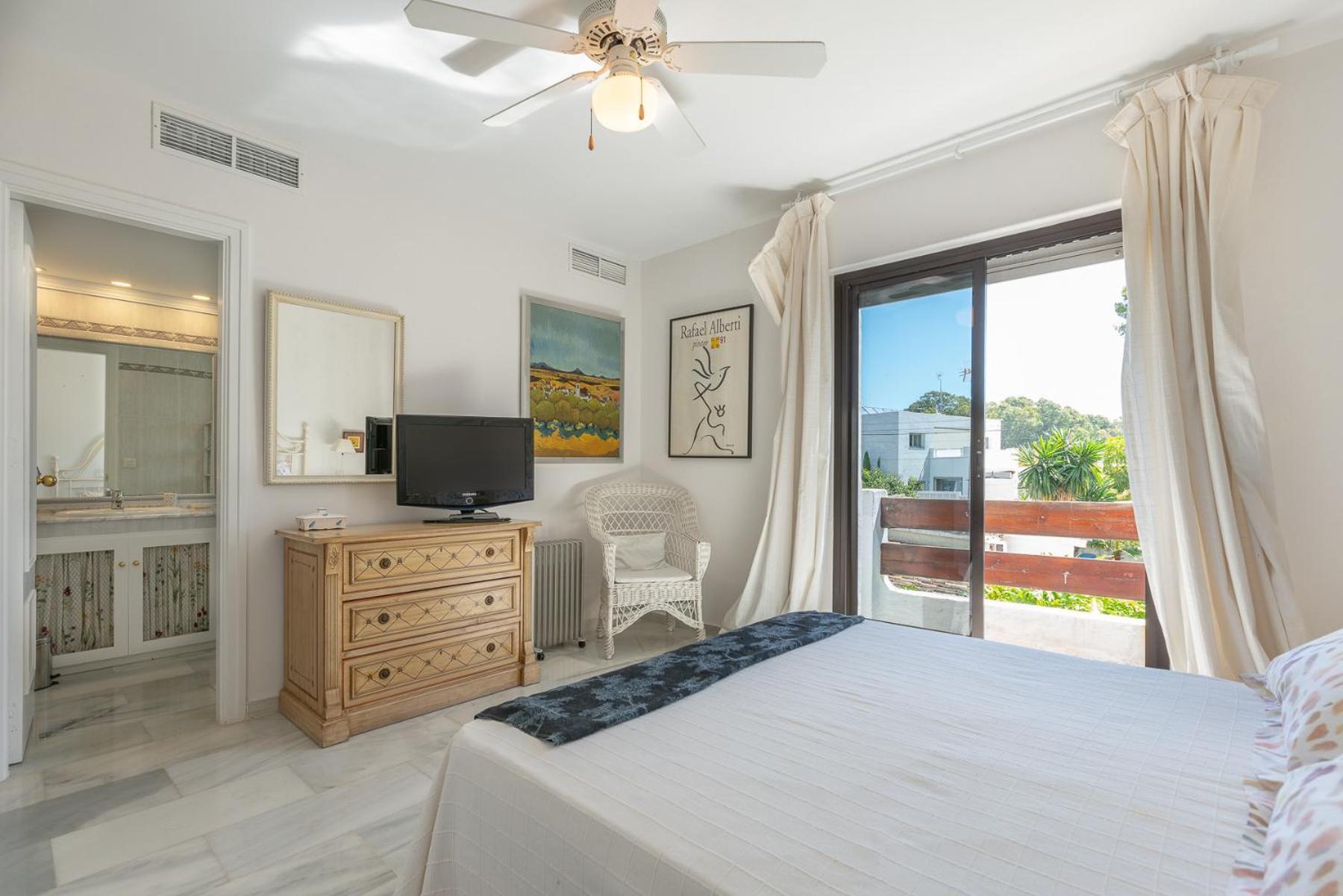 Casa Con Encanto A 100m De La Playa En *
