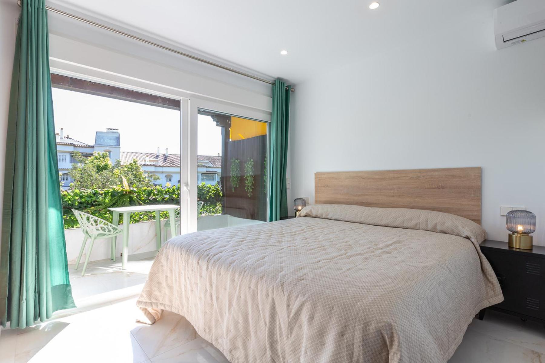 Acuarium Bonito Loft Con Piscina La Milla De Oro Marbella