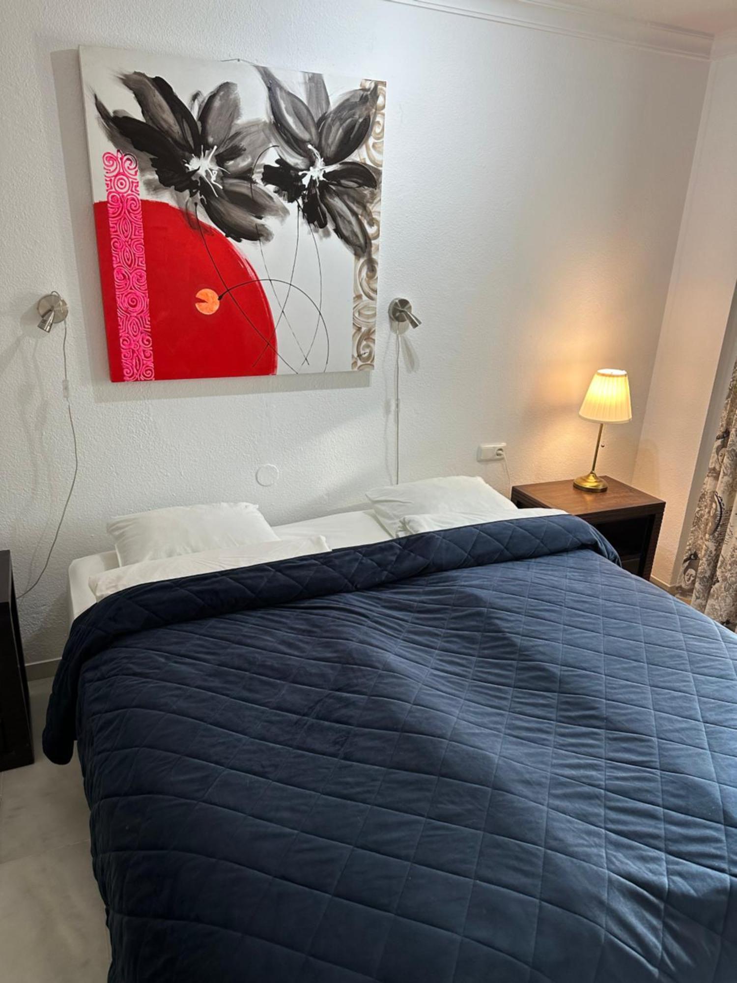 Homelystay - Marbella, Puerto Banus Apartamento *