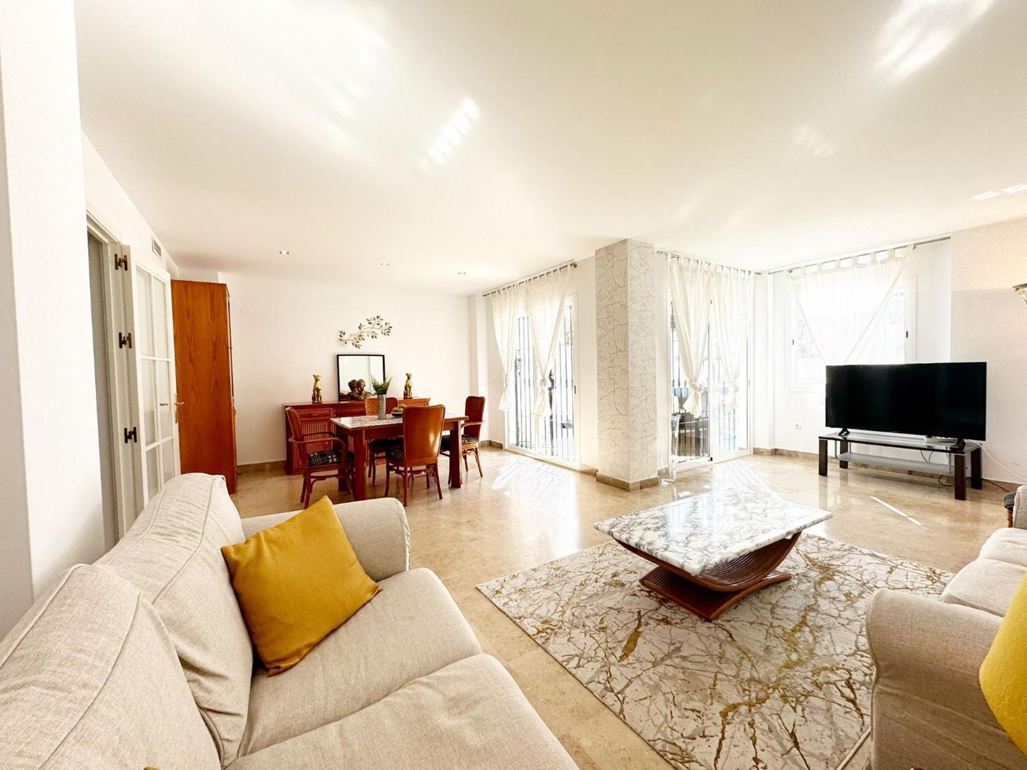 Marbella, Nueva Andalucia, 3 Floors, Pool Villa Marbella