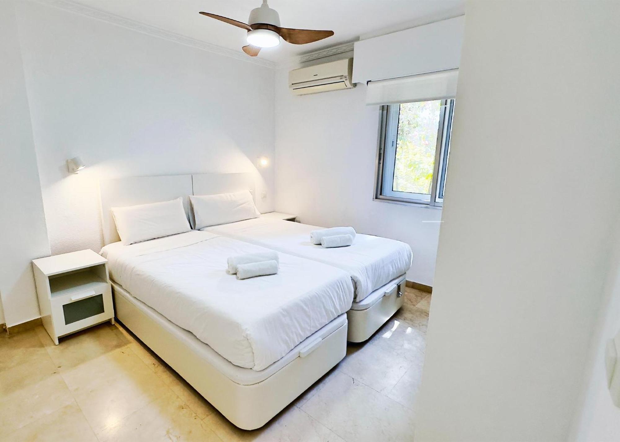 Appartement 1 Bedroom Second Line Beach- Parque Building