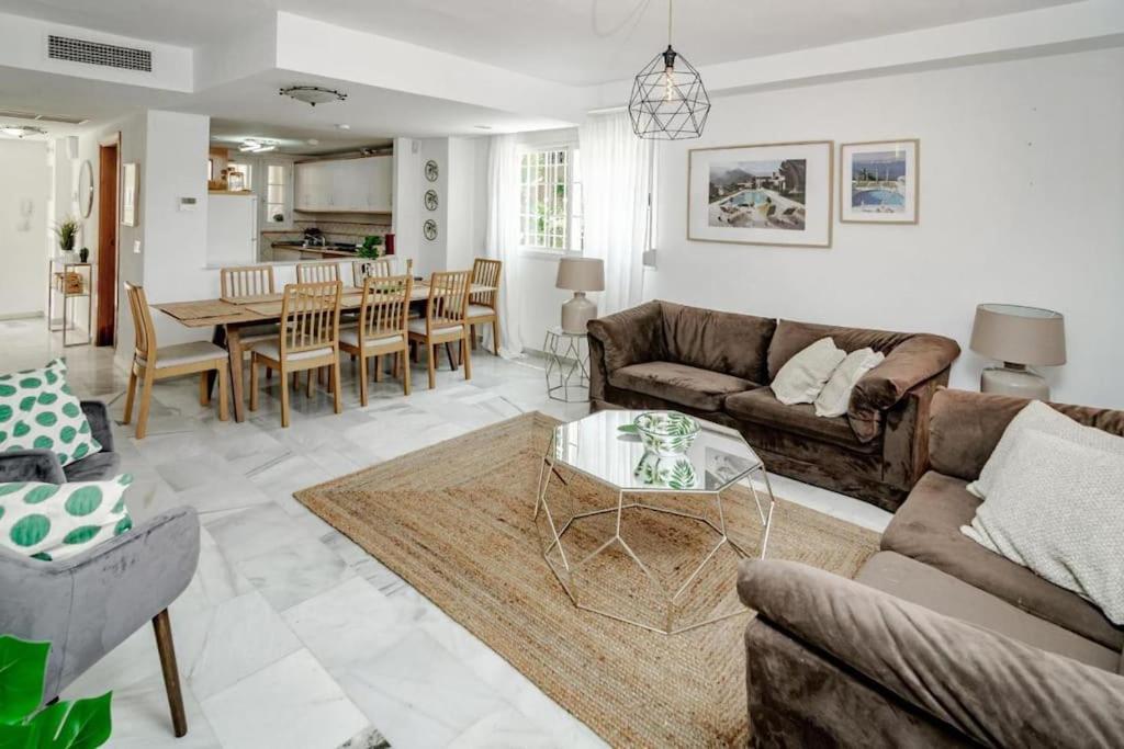 Peaceful Townhouse In Costabella Marbella