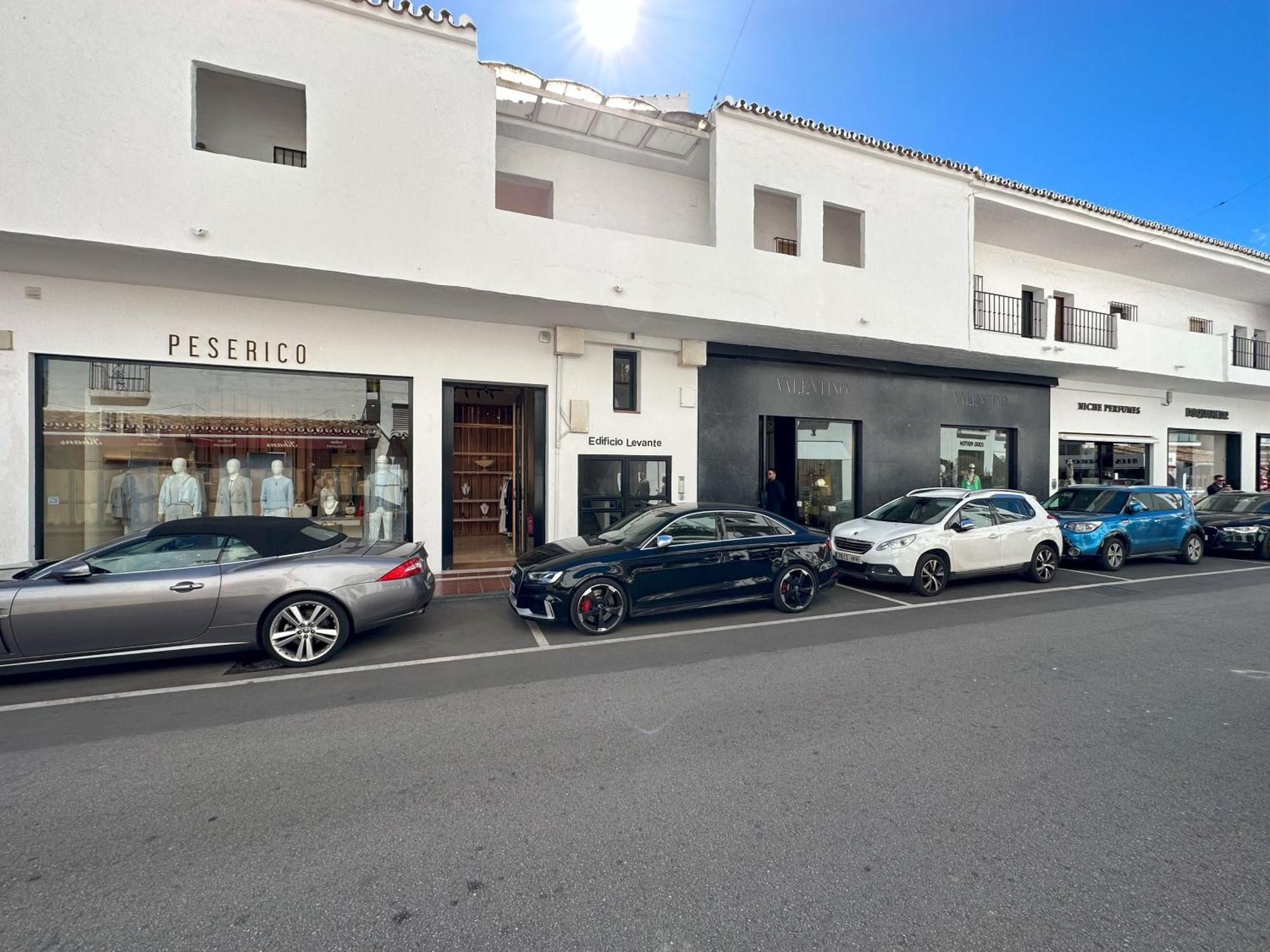 Apartment First Line Beach - Puerto Banus