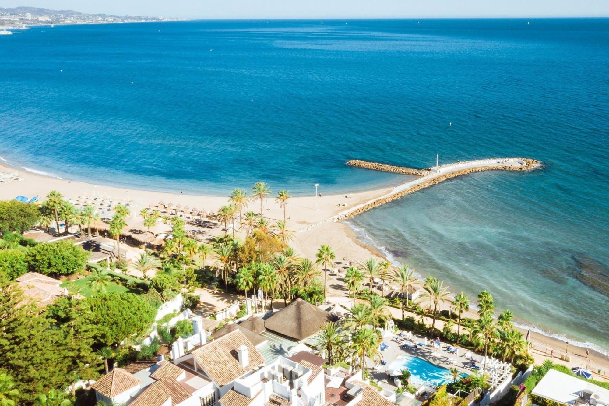 Luxury Penthouse With Sea Views In Marbella Golden Mile, Puente Romano Area
