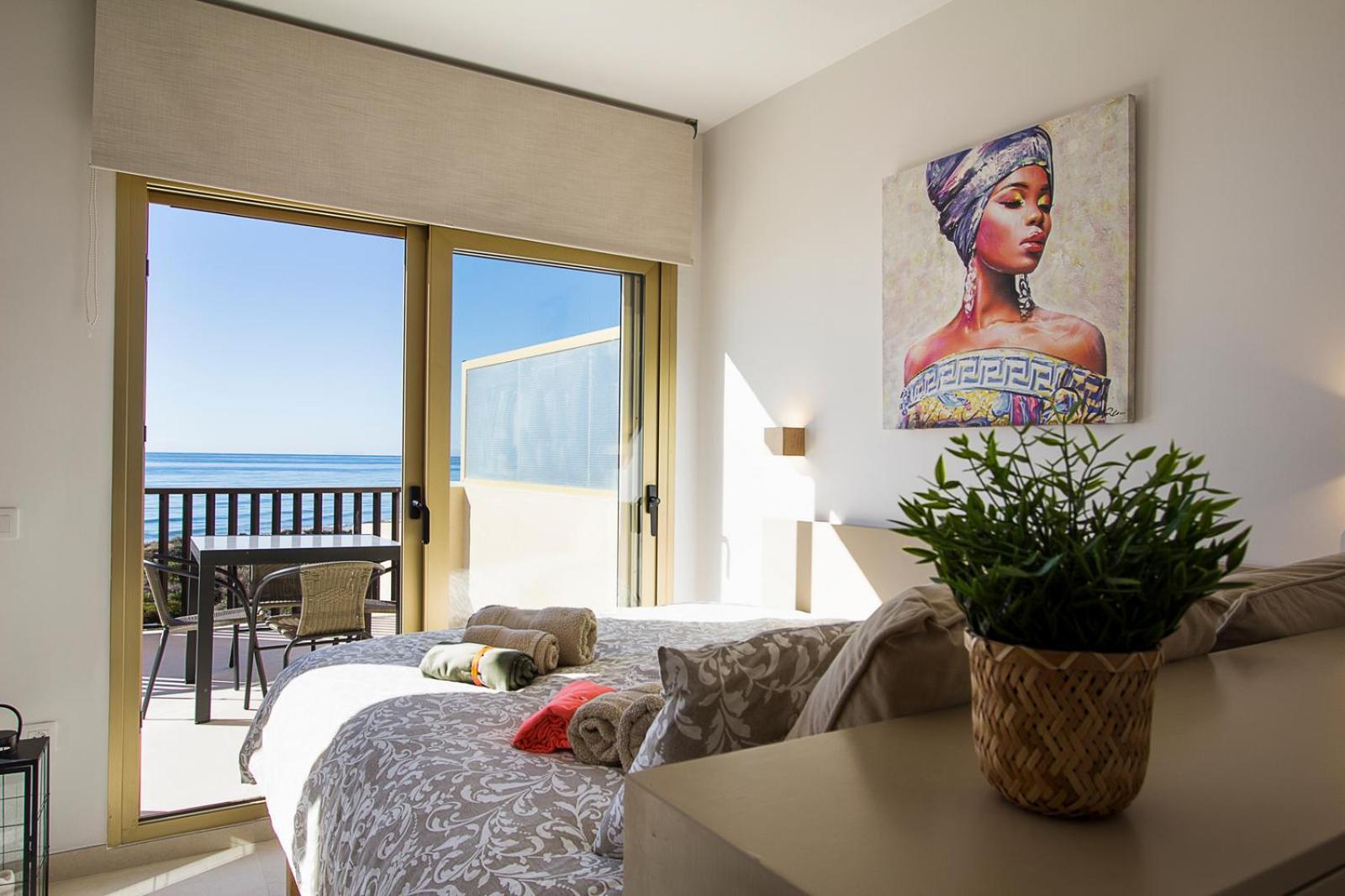 Front In Elviria Apartment Marbella
