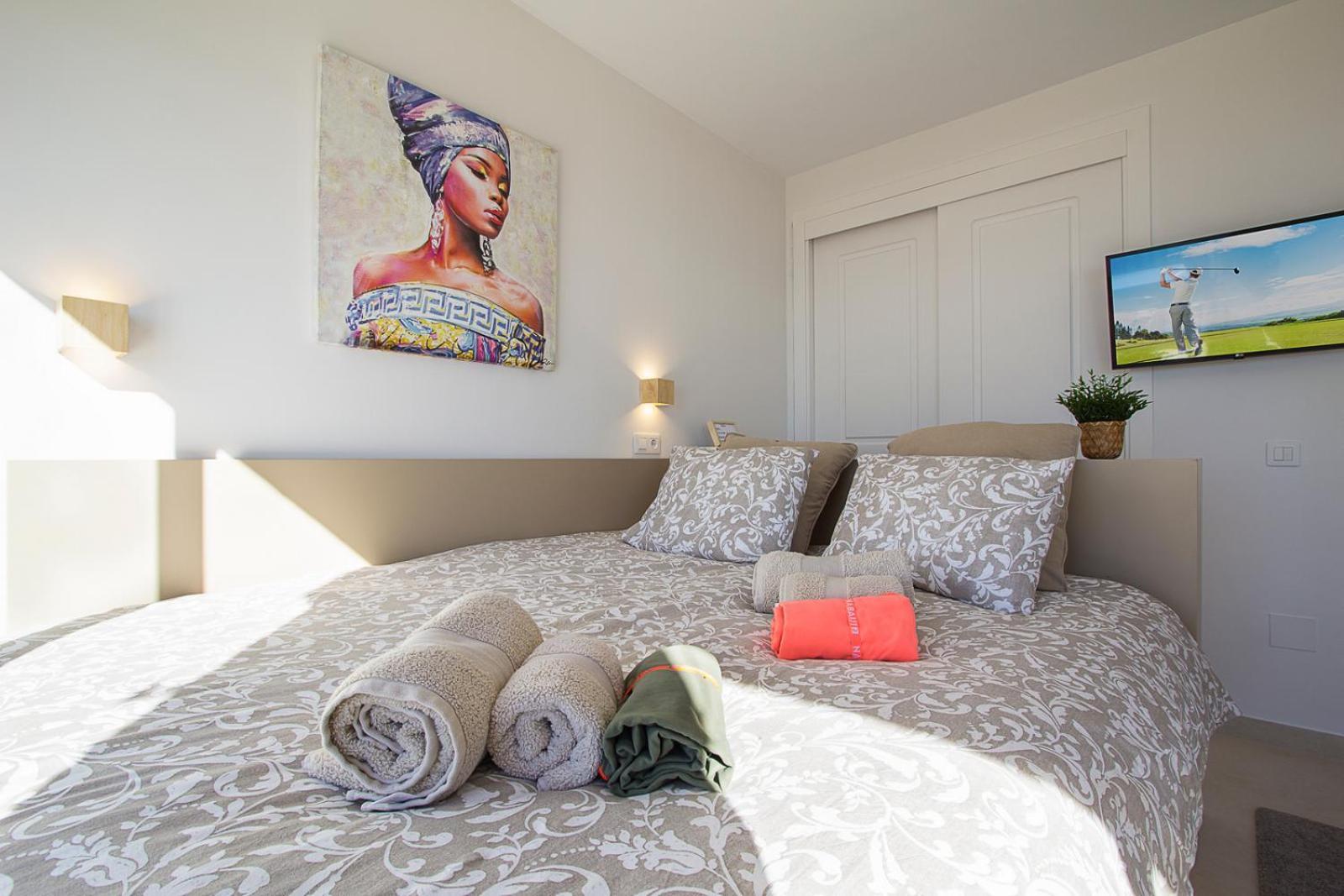 Front In Elviria Apartment *