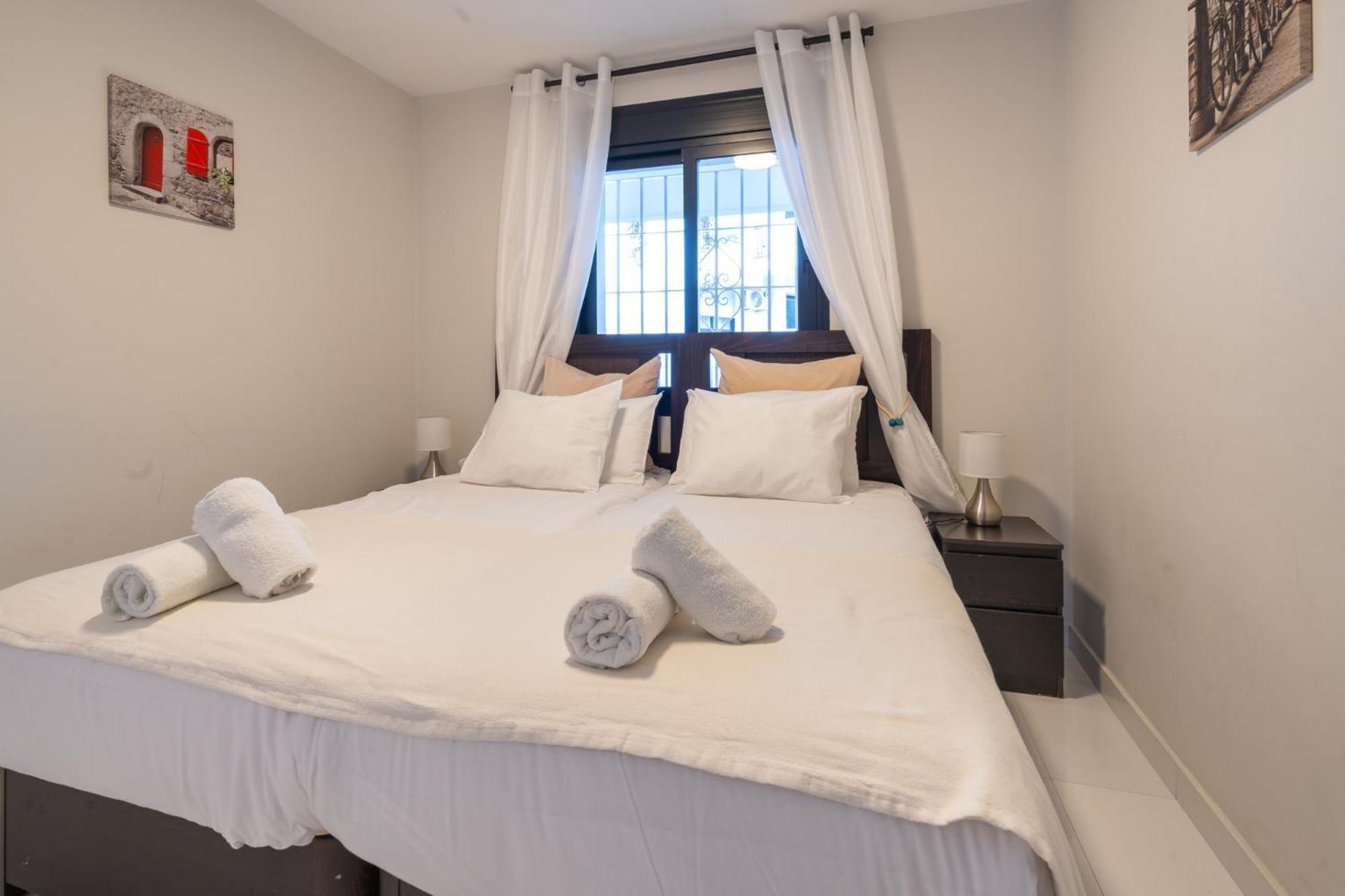 Puerto Banus Two Bedroom Luxurious With Parking Apartamento *