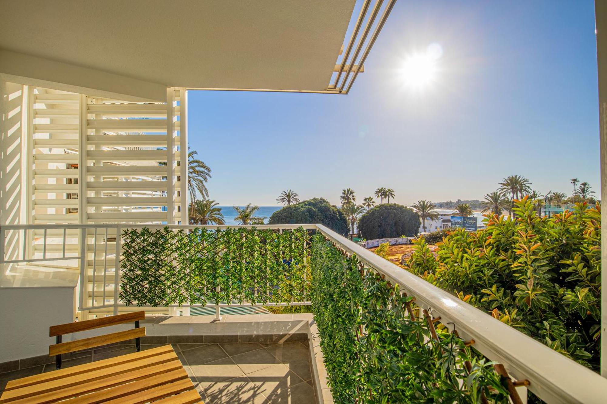 Buenti Beautiful View Apartment