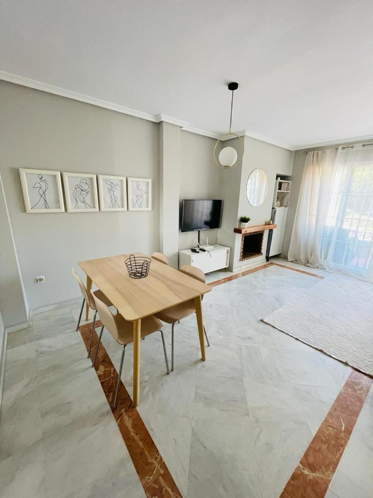 Holiday home Jolie Maison A Cabopino *