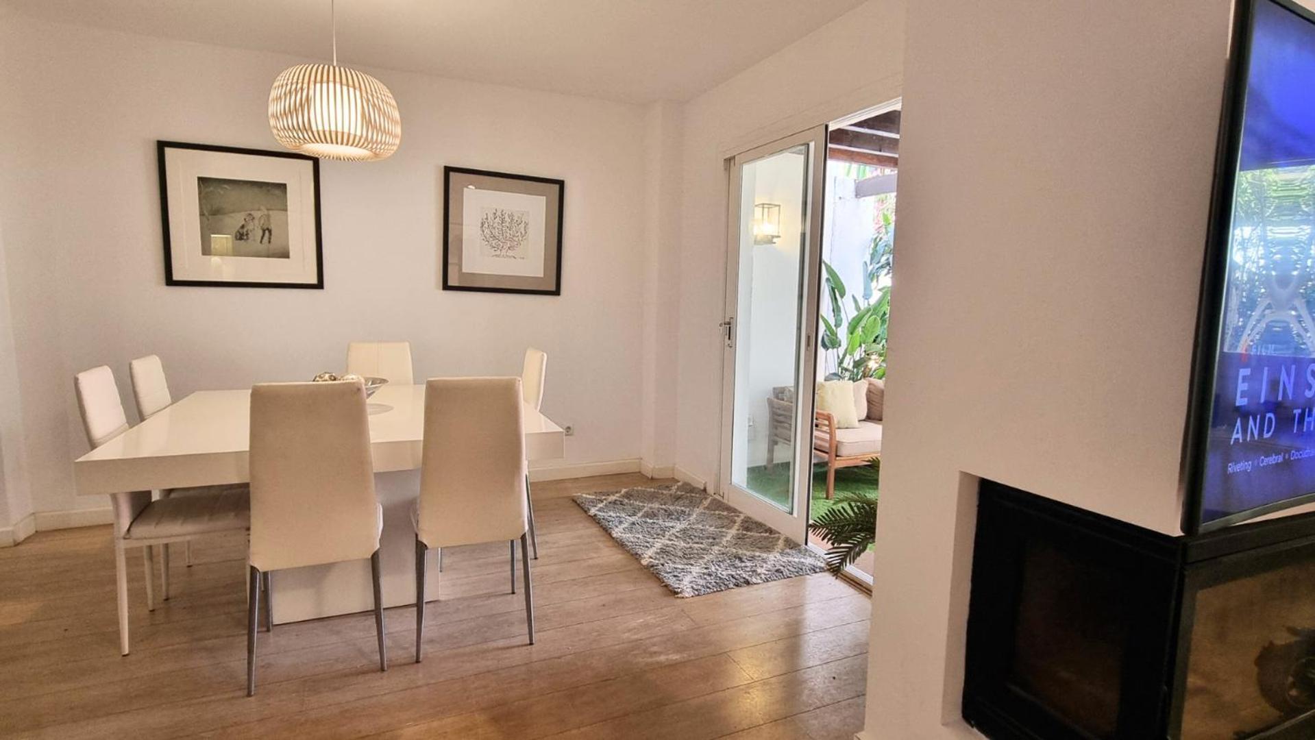 4 Bed House With Pool Walk To Puerto Banus Fast Internet