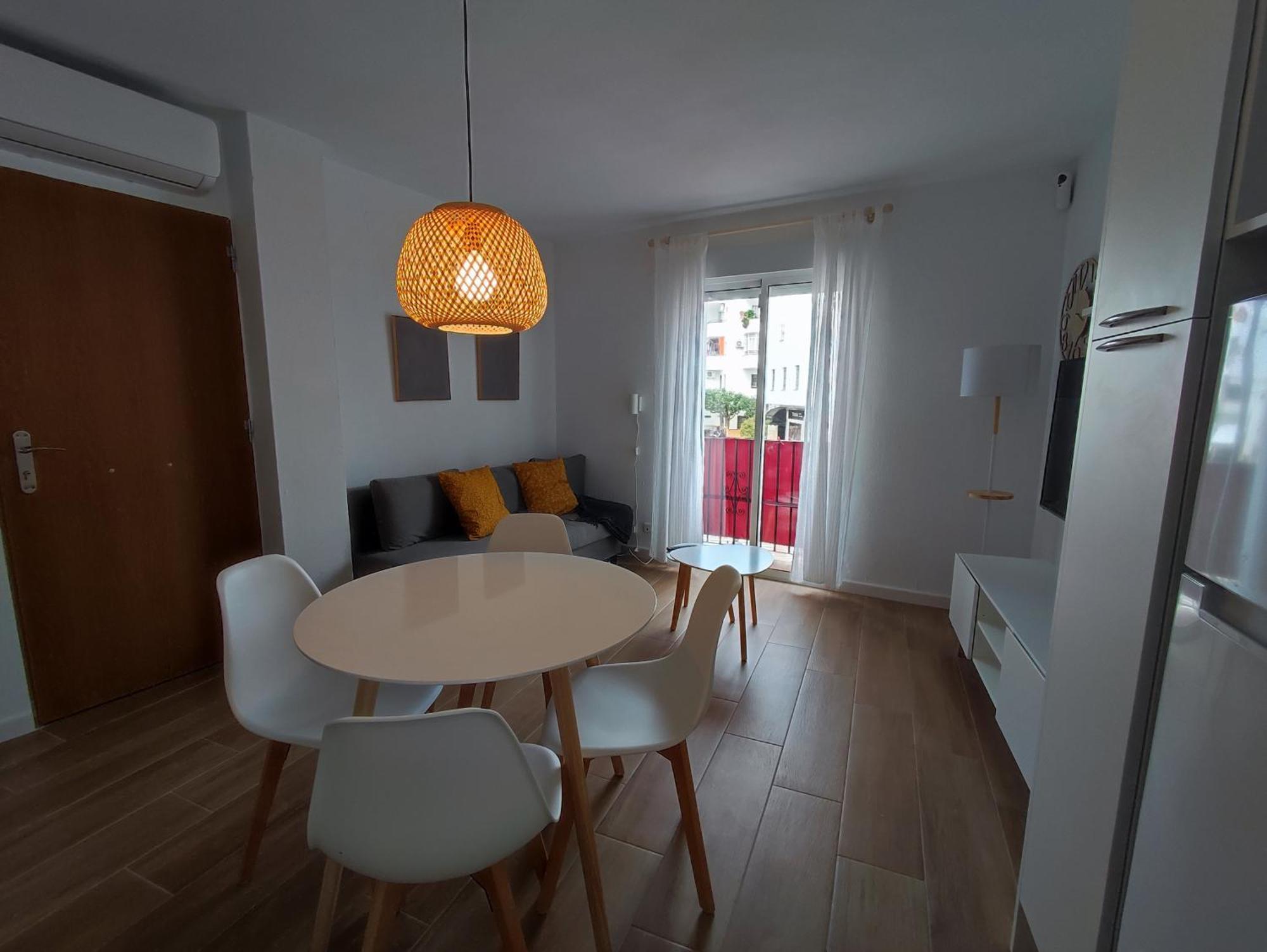 Bonito Apt. En Casco Historico * Marbella