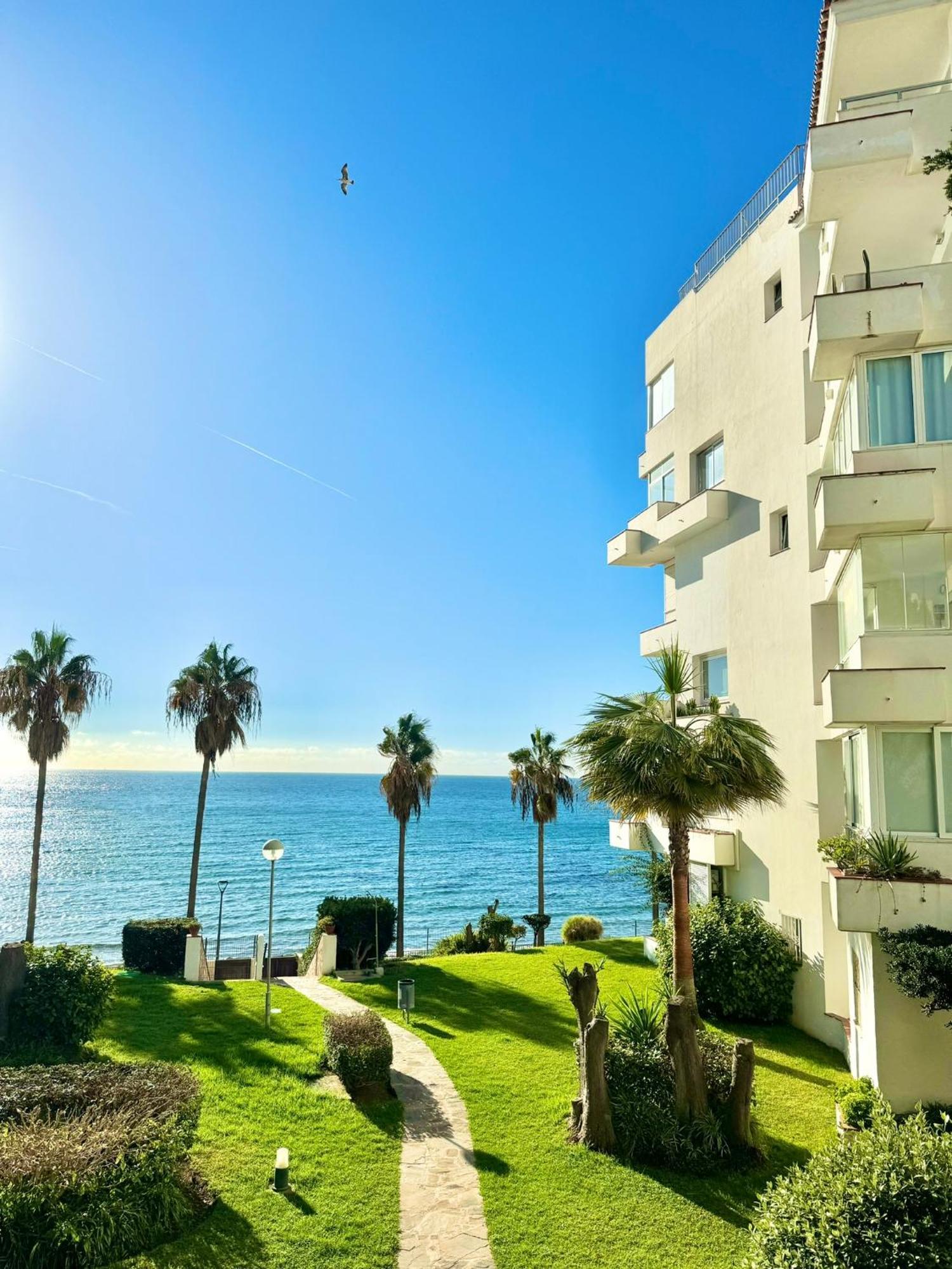 Sea View 1st Line Free Parking * Marbella