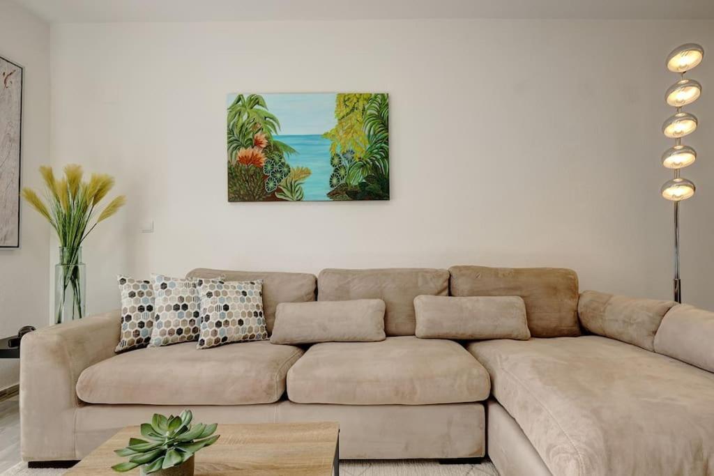 South Facing Near Sandy Beach And Golf Courses * Marbella