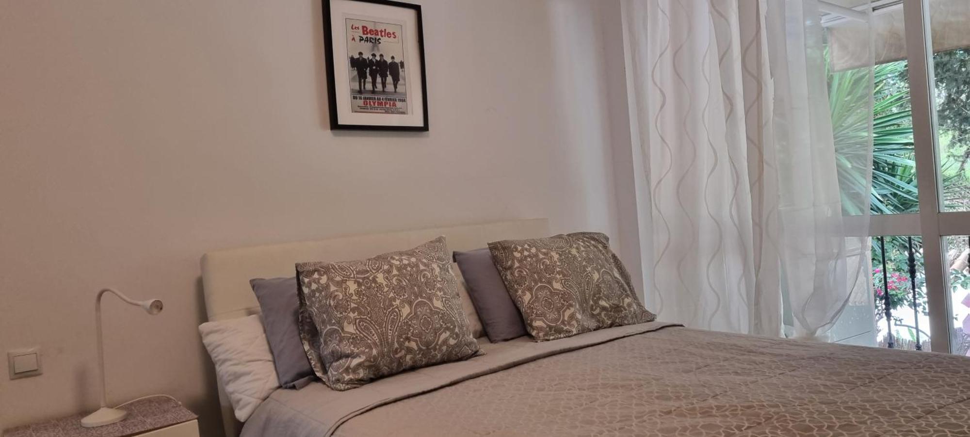 Casa de férias 4 Bed House With Pool Walk To Puerto Banus Fast Internet