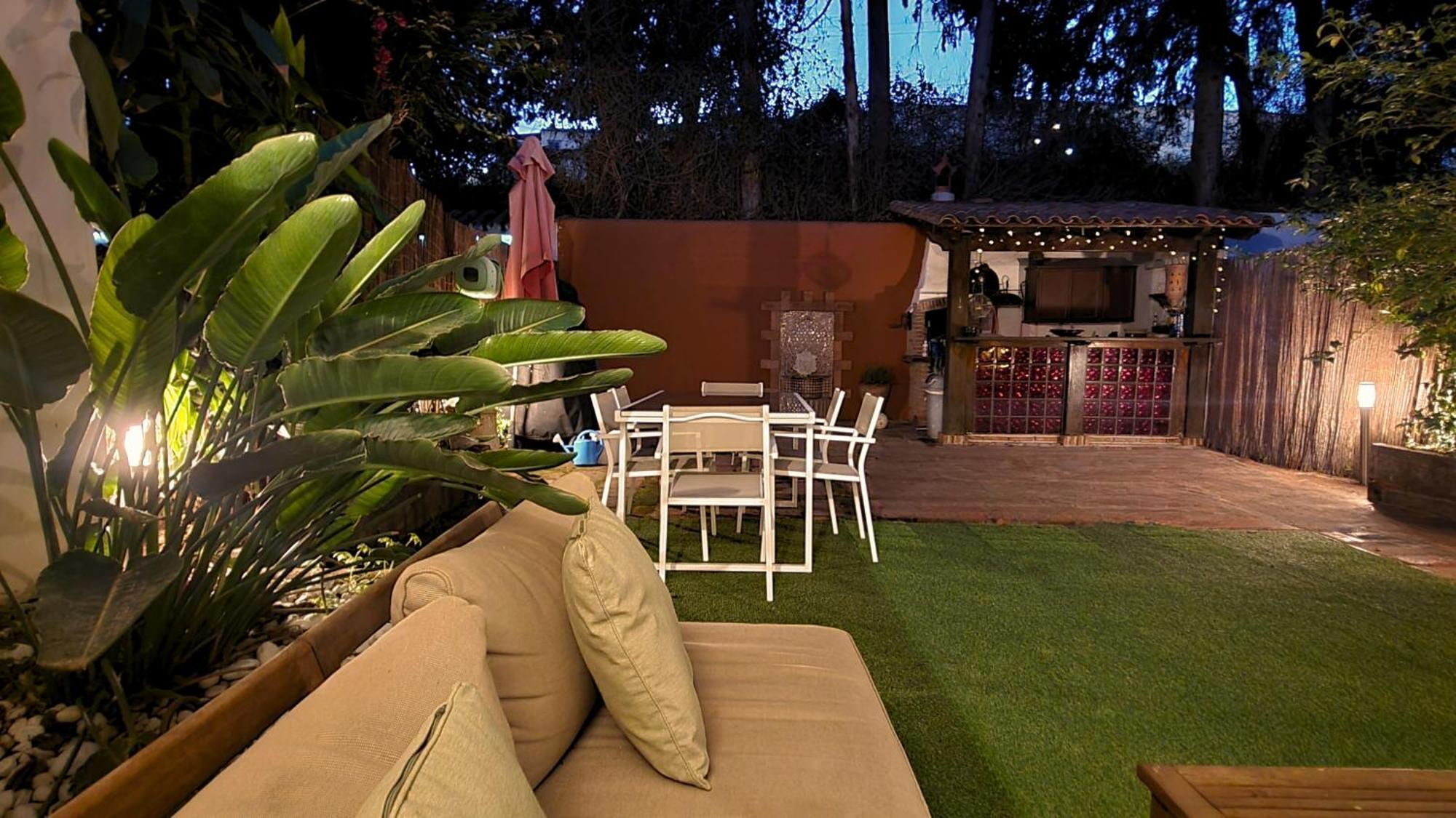 4 Bed House With Pool Walk To Puerto Banus Fast Internet * Marbella