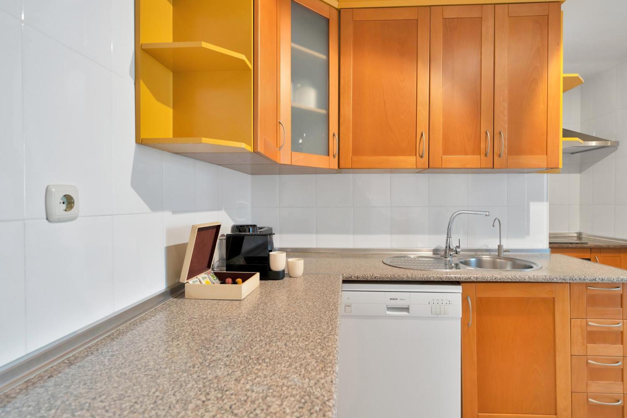 Apartment Beachfront - Exclusivo En Primera Linea De Playa Marbella