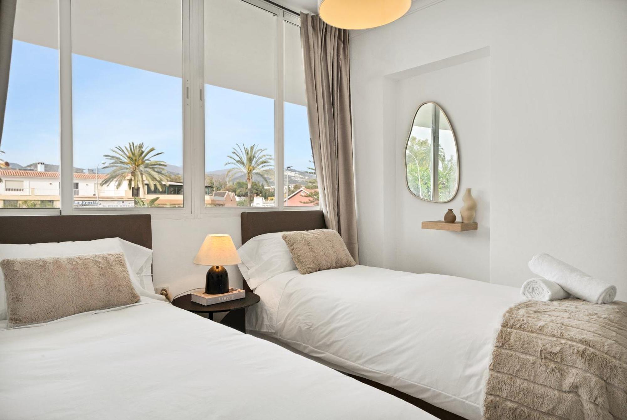 Beachfront - Exclusivo En Primera Linea De Playa Apartment Marbella