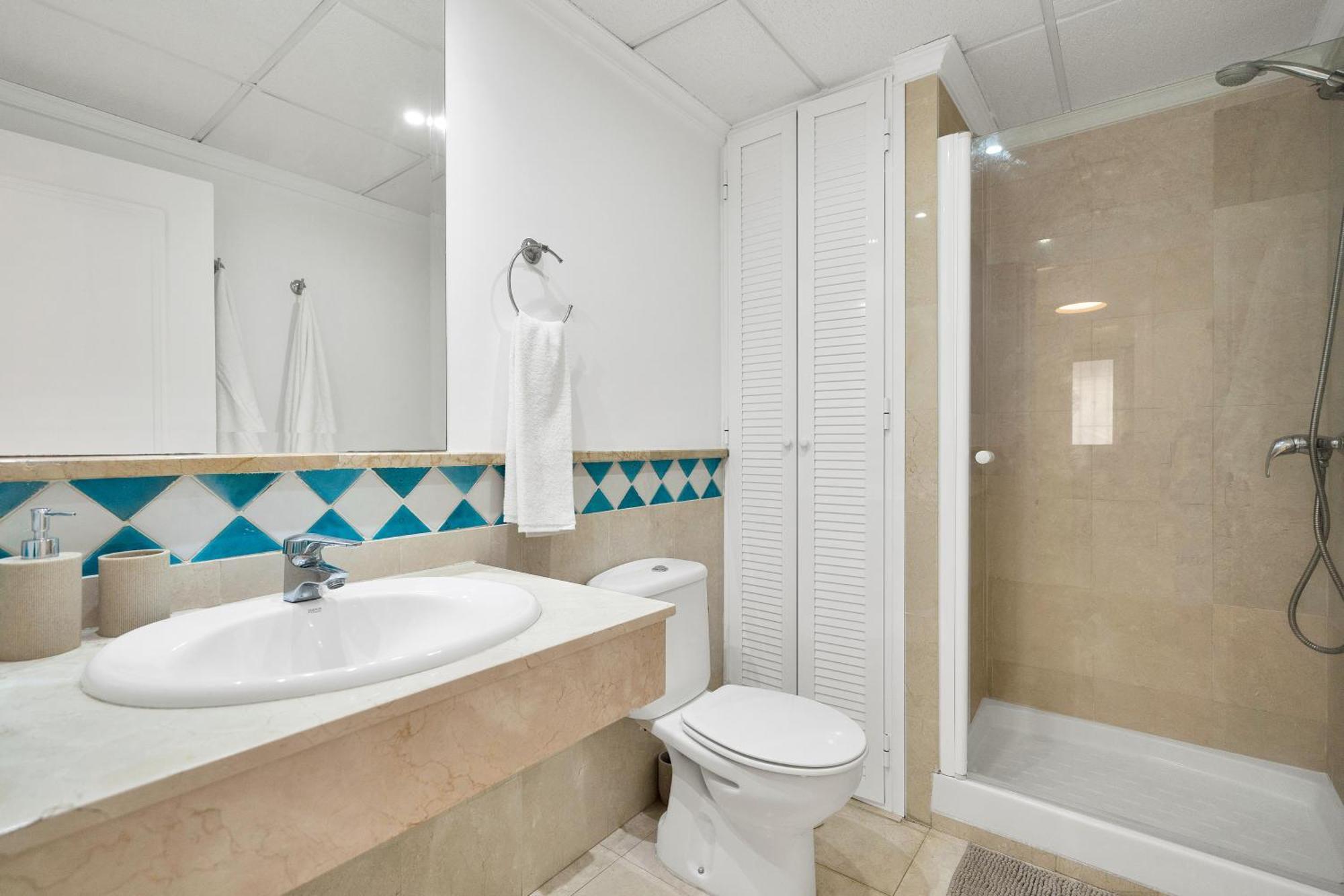 Beachfront - Exclusivo En Primera Linea De Playa *