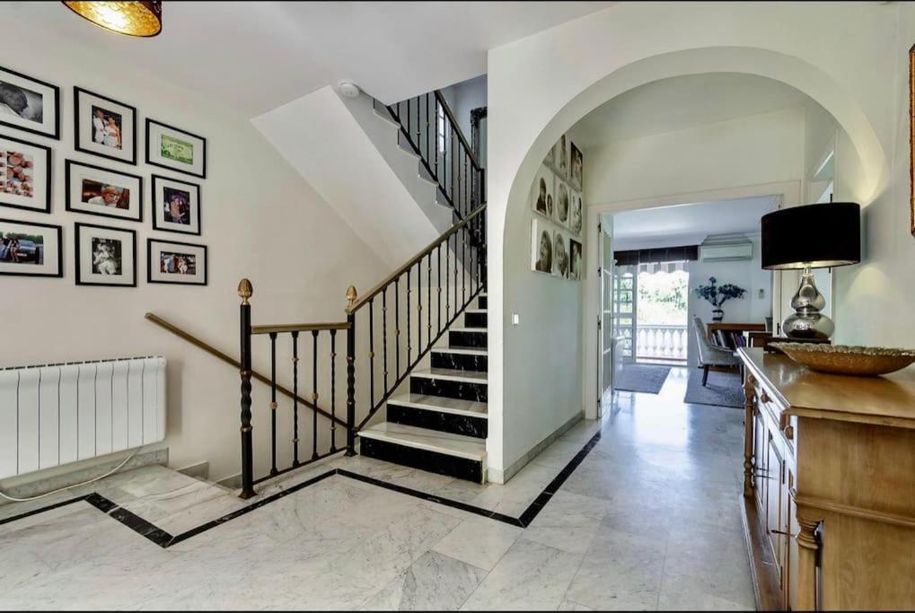 Villa Marbella Villa *