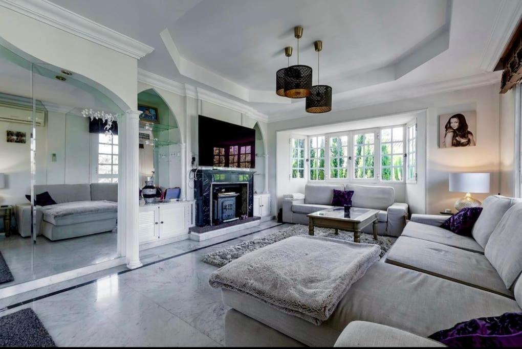 Villa Marbella *