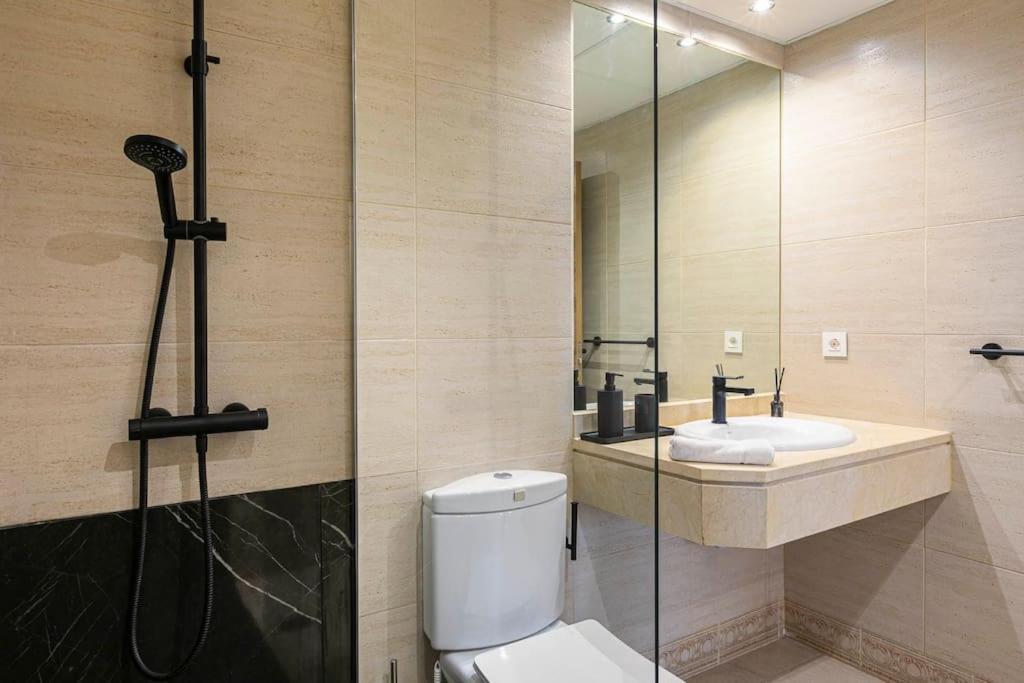 Spacious And Luxurious In Puerto Banus Apartment