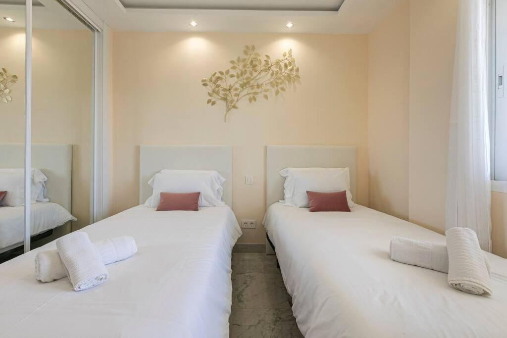 Spacious And Luxurious In Puerto Banus *