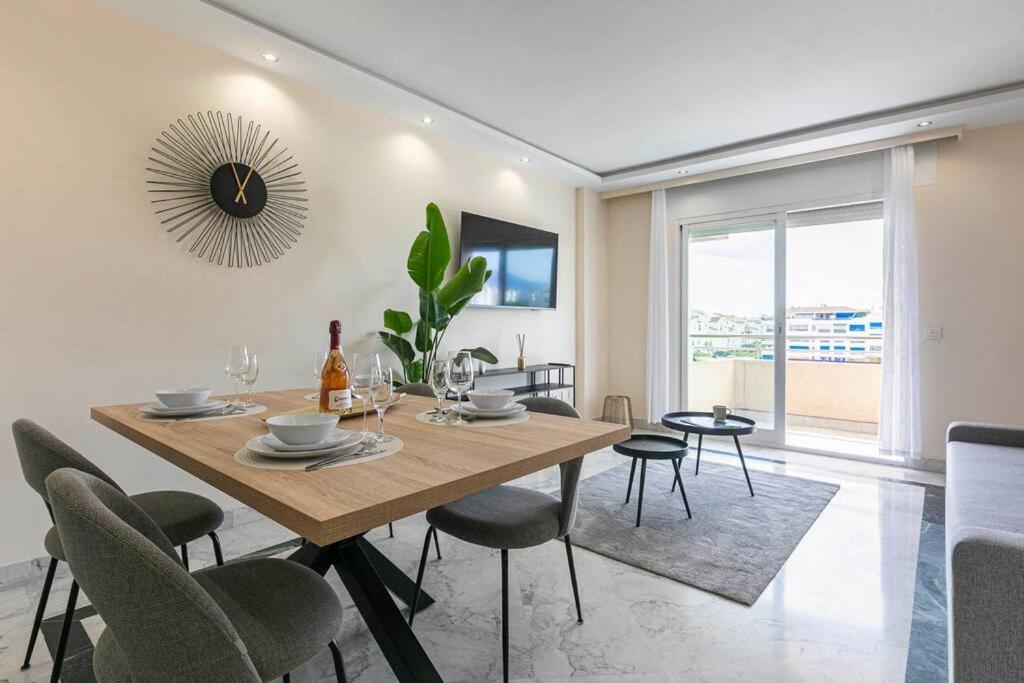 Spacious And Luxurious In Puerto Banus Apartment Marbella