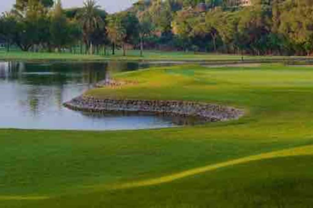 Moderno Loft - & Golf Apartment