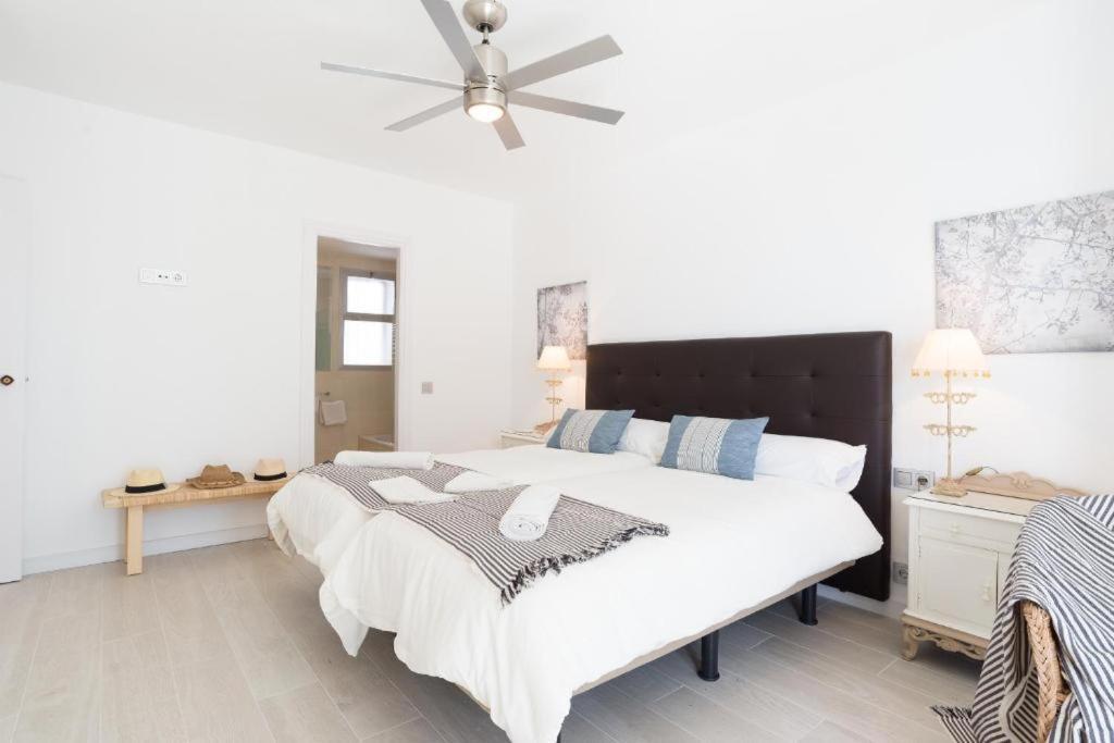 Apartment Sea View 1st Line Free Parking Marbella
