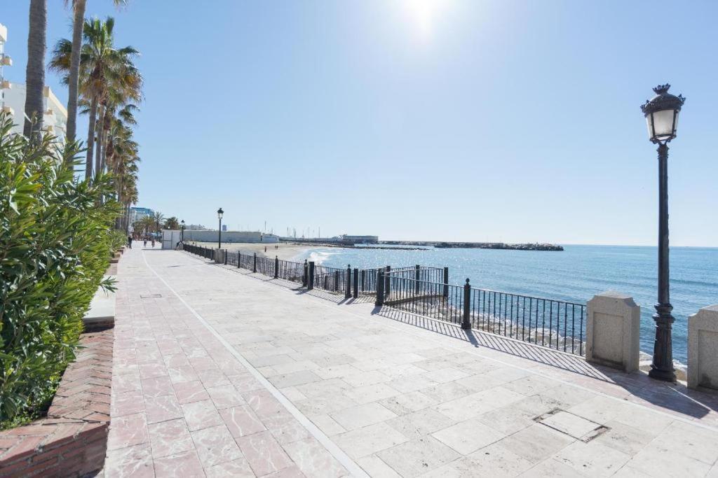 Apartamento Sea View 1st Line Free Parking Marbella