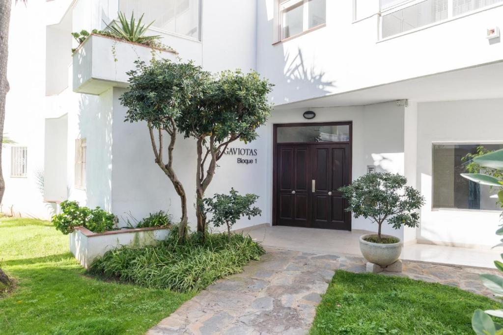 Sea View 1st Line Free Parking Marbella