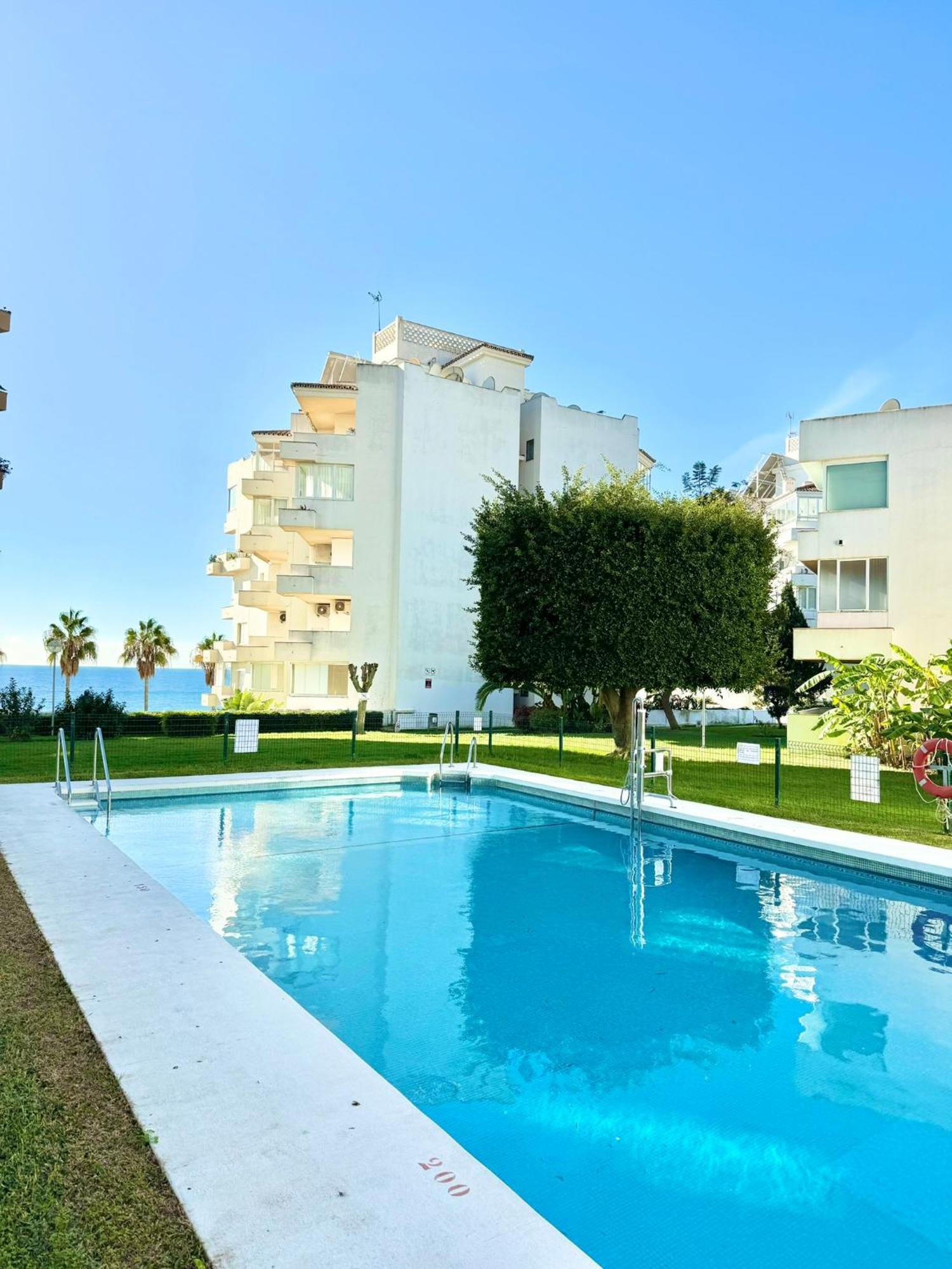 Sea View 1st Line Free Parking Apartamento Marbella