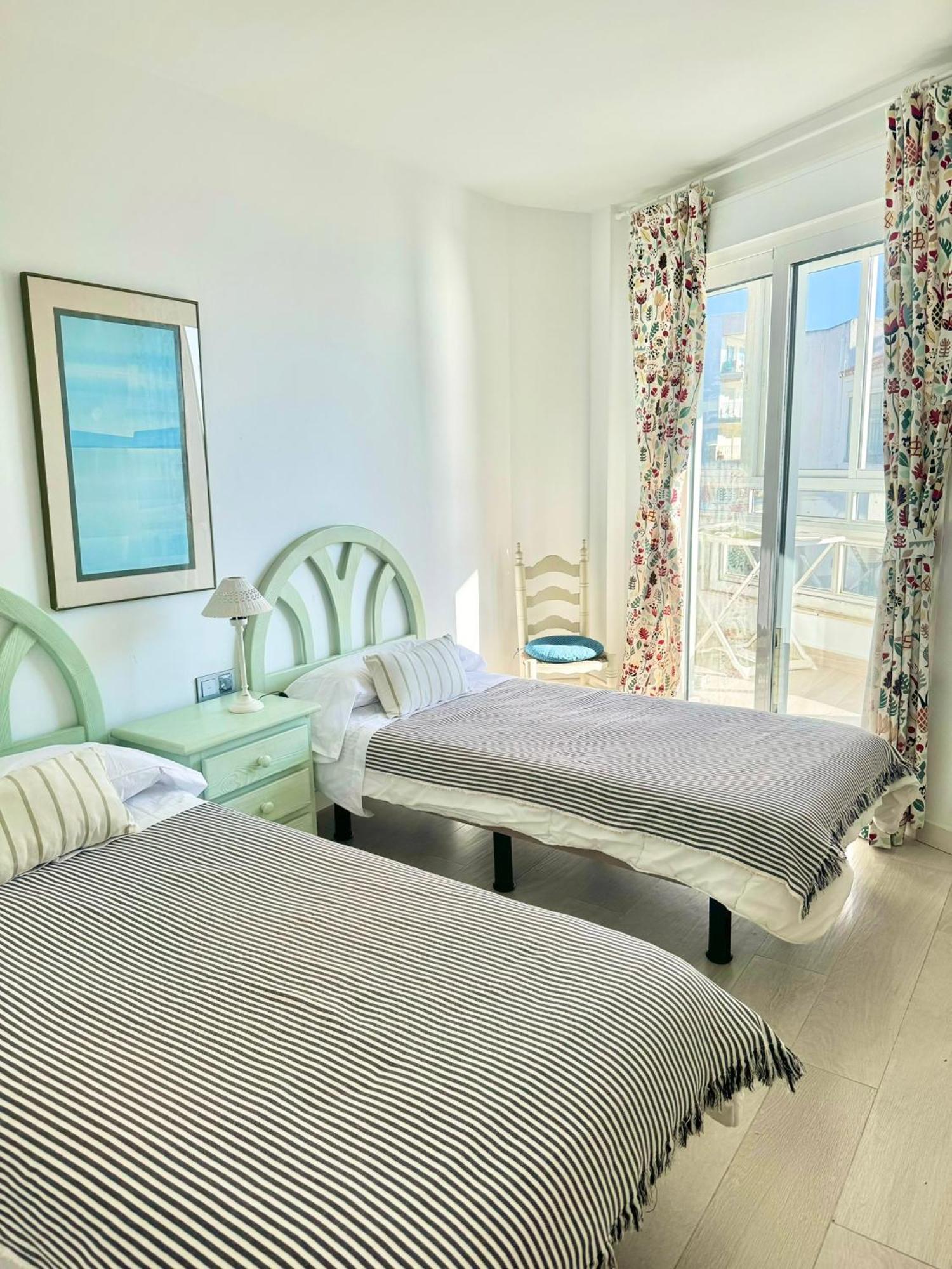Apartamento Sea View 1st Line Free Parking *