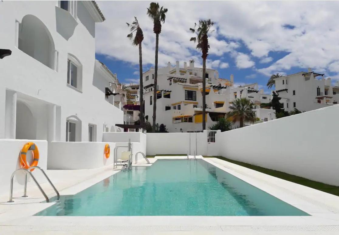 Increible Bajo Con Jardin Y Piscina - Puerto Banus Apartment Marbella