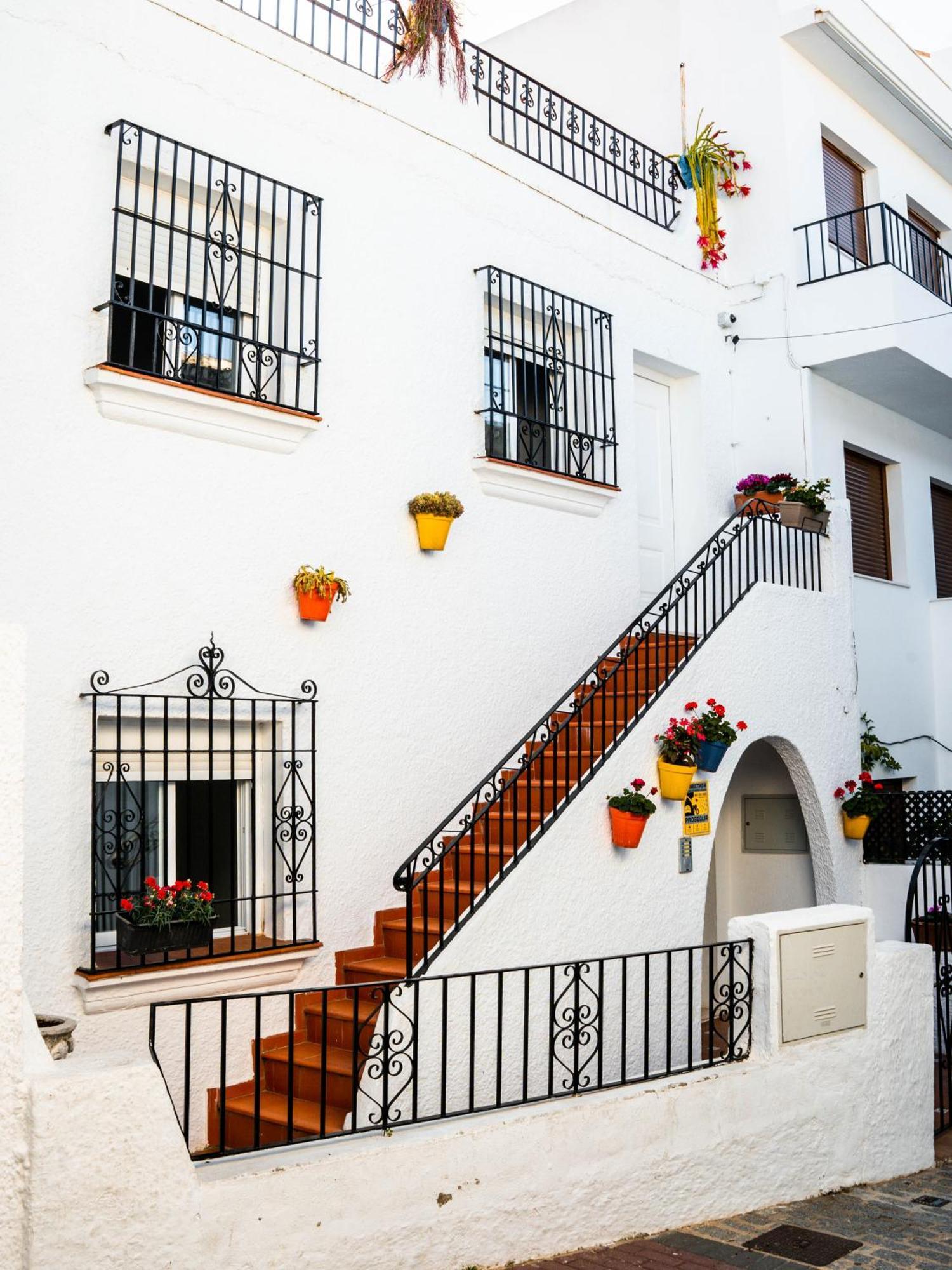 Escuela Village Apartment Marbella