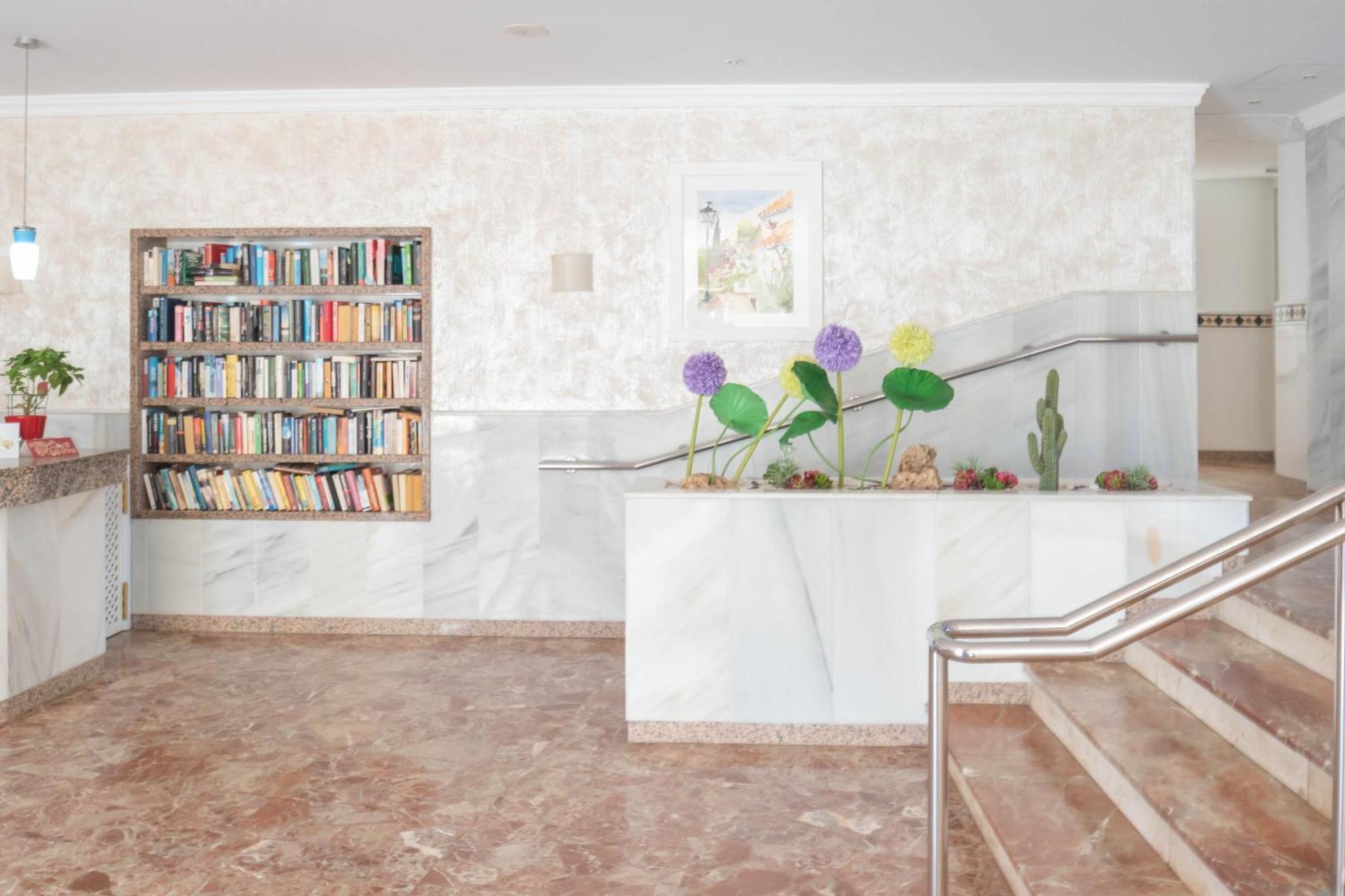 Apartment Coronado Marbesa - Happy