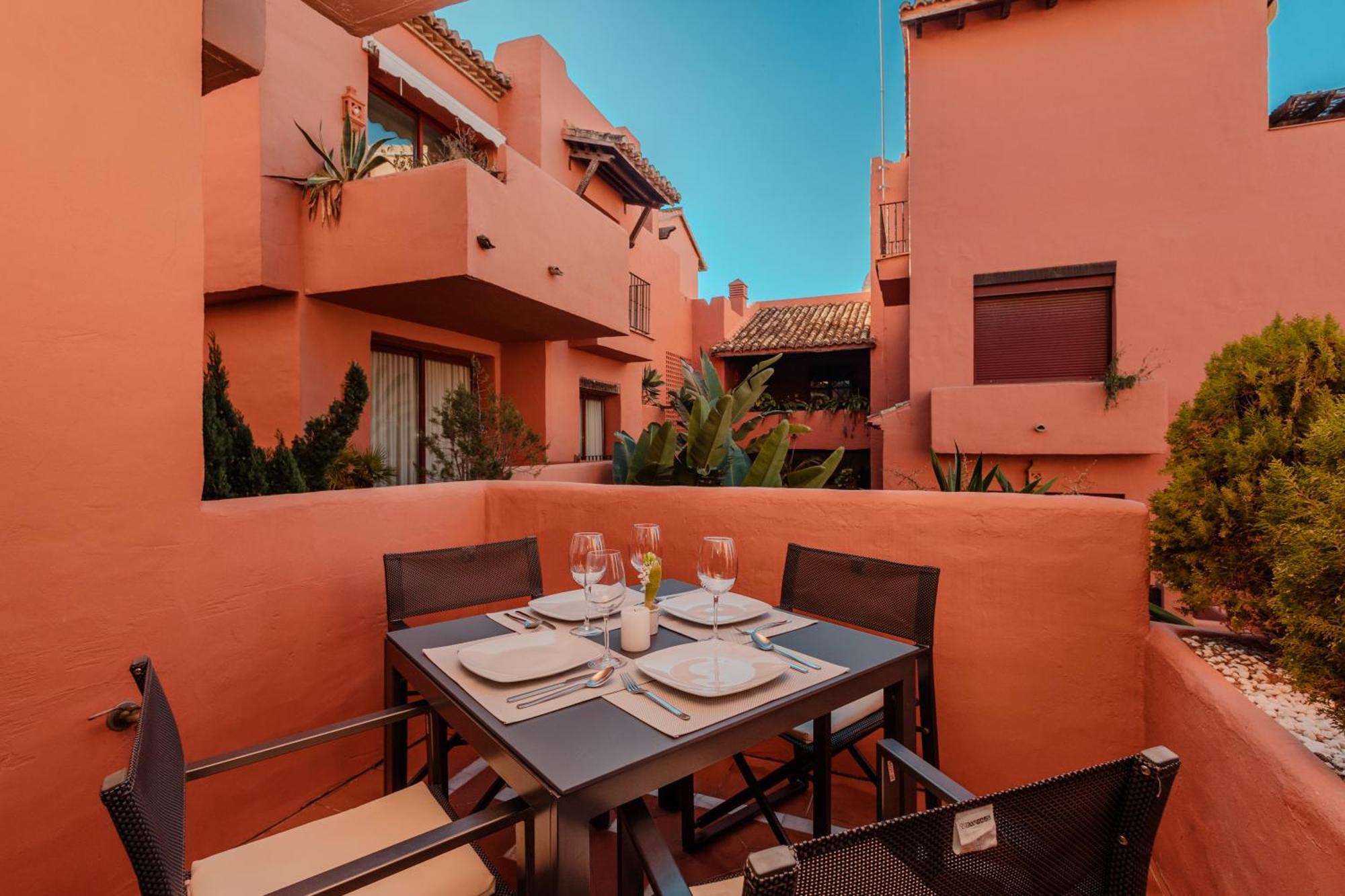 Apartamento Dream Experience In Elviria: Luxury Property Close To Beaches, Restaurants And Golf Courses