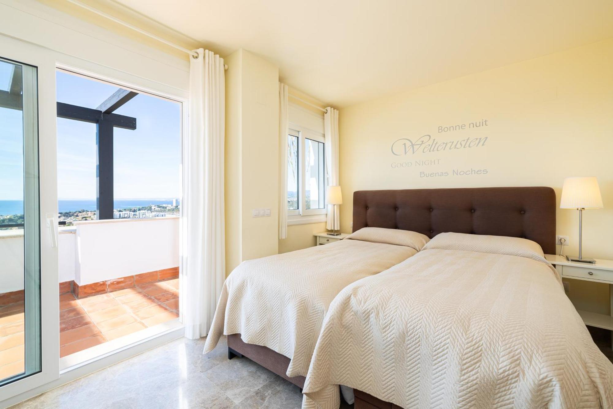 Ferienhaus Duplex De Lujo Golf Marbella