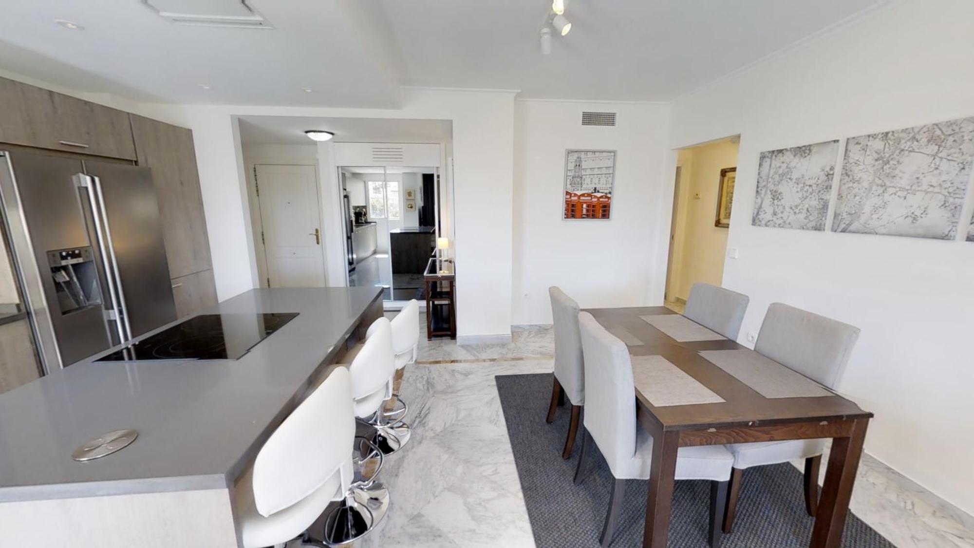 Apartment Modern Coastal Near Puerto Banus